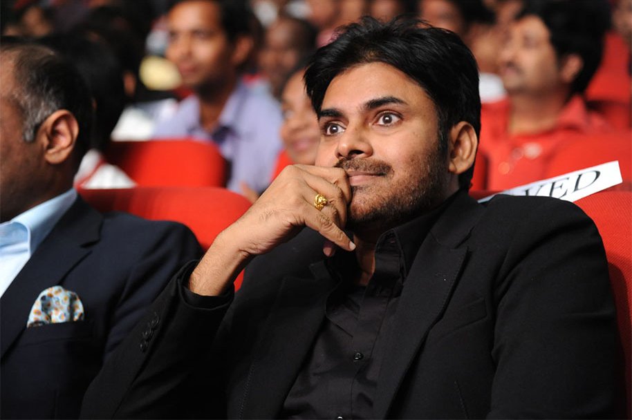 Attarintiki-Daredi-Thank-You-Meeting